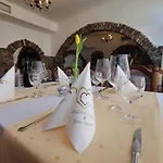 Zur Linde Hotel