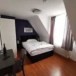 Zur Linde Hotel