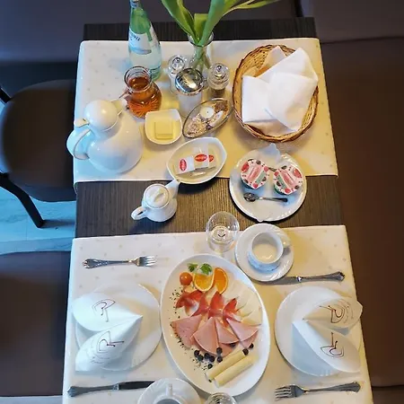 Zur Linde Rommerskirchen