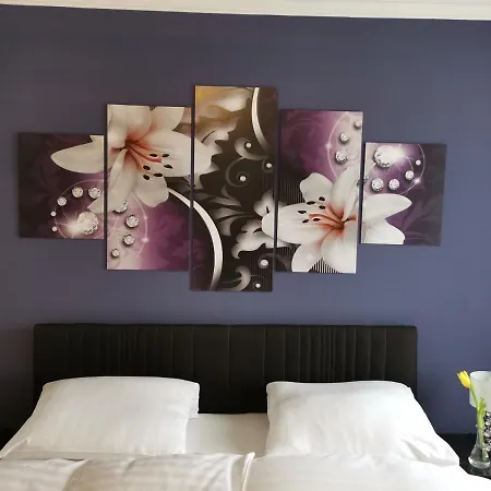 Отель Zur Linde 2*