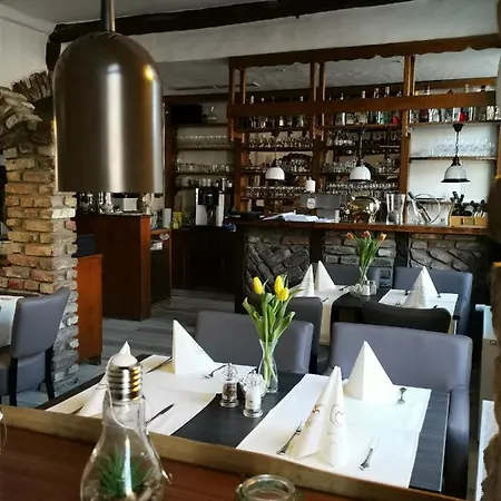 Zur Linde 2* Rommerskirchen