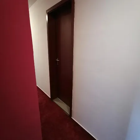 Zur Linde Rommerskirchen