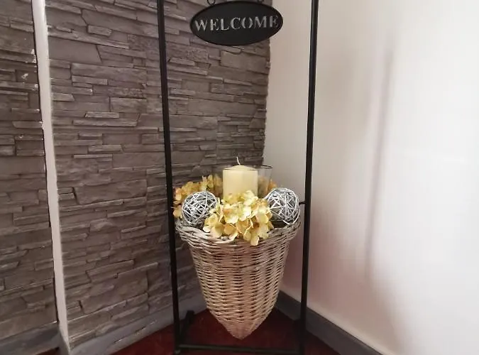 Zur Linde 2* Rommerskirchen