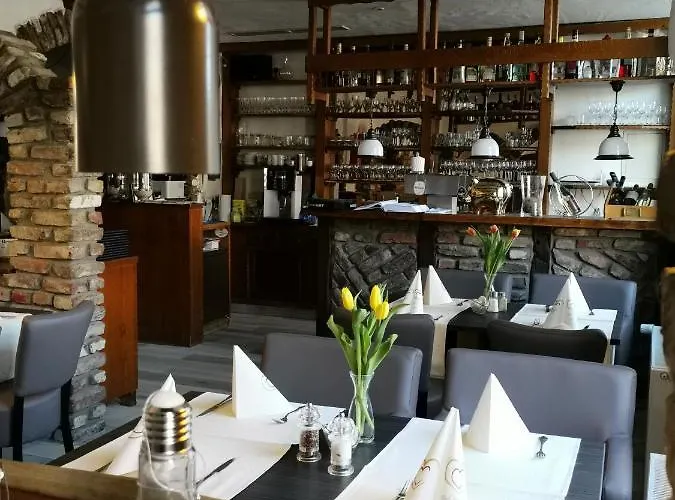 Zur Linde 2* Rommerskirchen