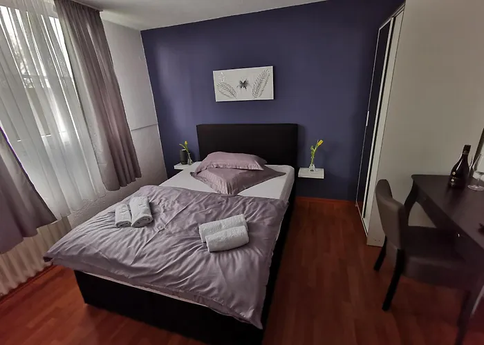 Zur Linde 2* Rommerskirchen